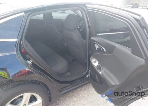 2021 Chevrolet Malibu Fwd Ls from USA, damaged, VIN 1G1ZB5ST8MF041168